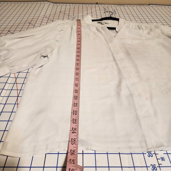 Cece Elbow Sleeve Open Collar Blouse NWT White XXL Faint Discoloration - Picture 3 of 12